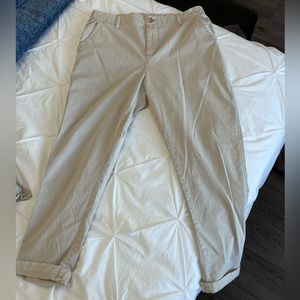 Old Navy Chino Pant